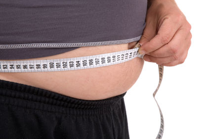 Příčinou nadměrného pocení bývá i obezita a vysoký tlak.
