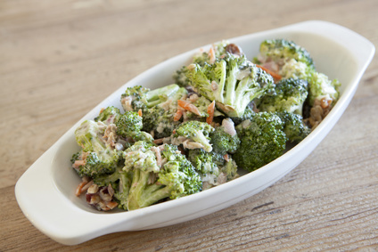 brokolicovy-salat_1.jpg