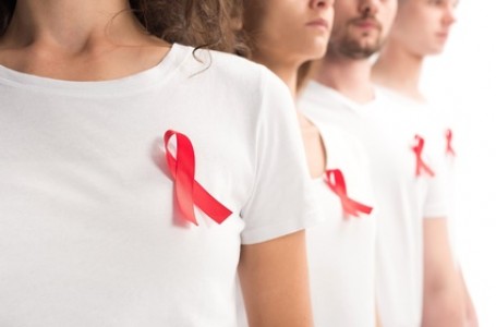 Ženské pohlavní nemoci - to není jen AIDS, které je značeno červenou stužkou podpory. Ženské pohlavní nemoci - to není jen AIDS, které je značeno červenou stužkou podpory.