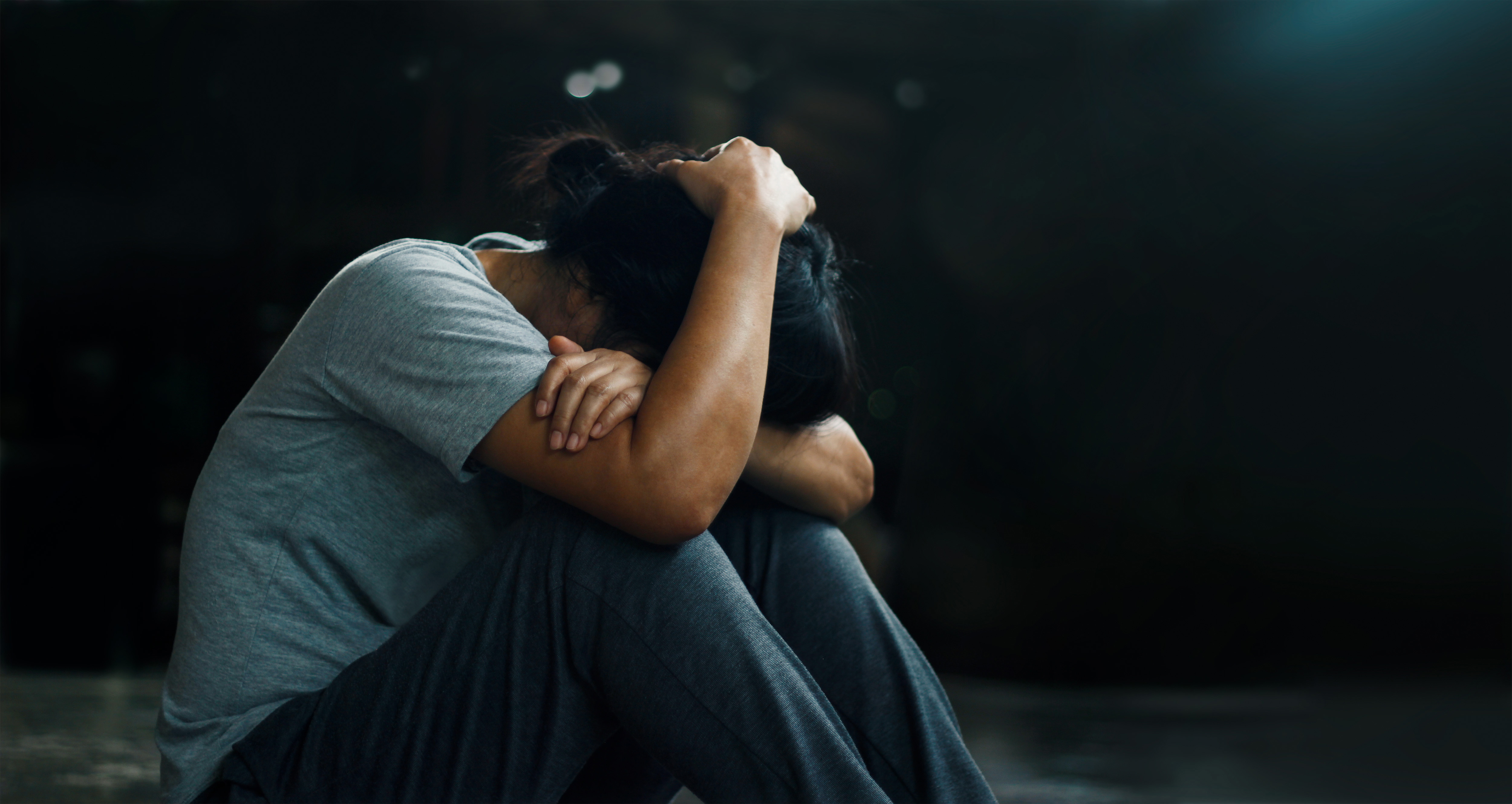 Neléčený posttraumatický syndrom může dotyčného dohnat až k úvahám o sebevraždě. Proto je nutné zahájit co nejdříve terapie. 