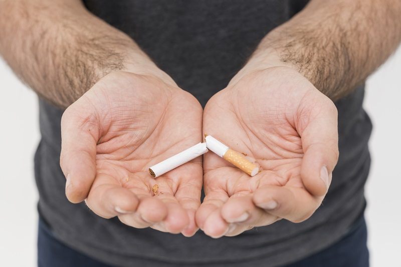 Nikotinové sáčky mohou zpočátku pomoci s odvykáním kouření. 