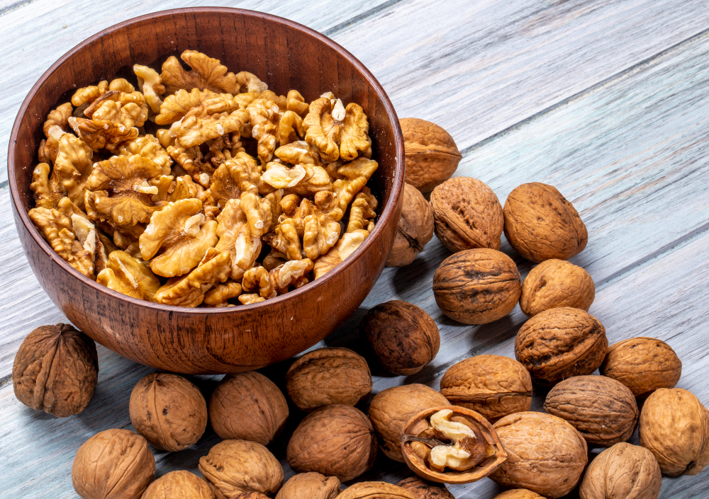 Vlašské ořechy působí na tělo blahodárně a skvěle chutnají