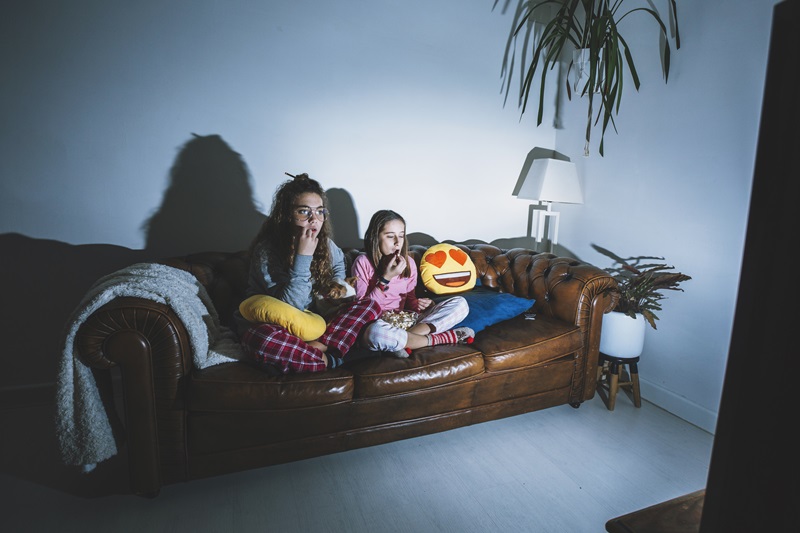 Pokud děti sledují televizor často, může to mít na ně negativní dopad.