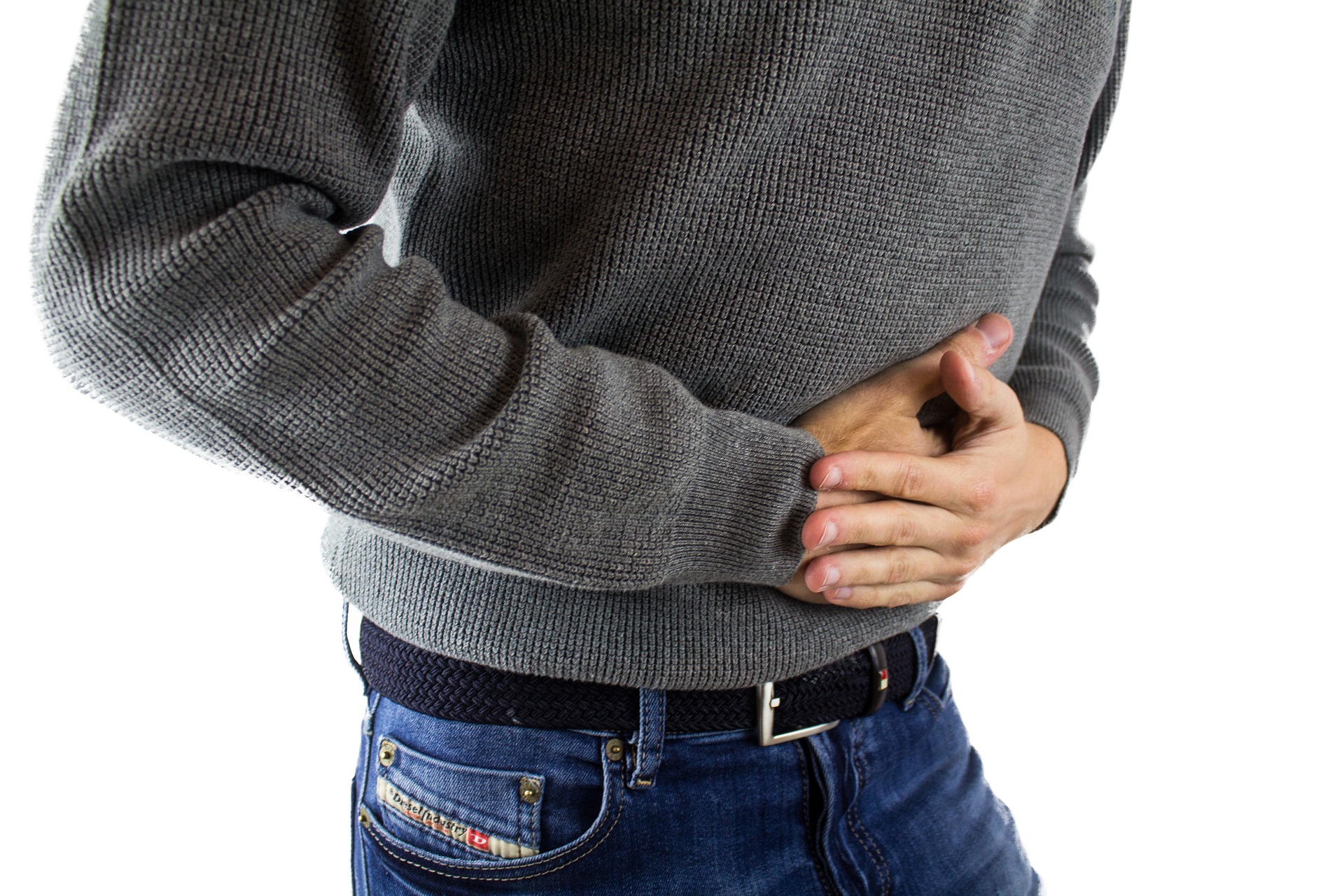 Zácpu zpravidla provází i nepříjemné bolesti břicha. 