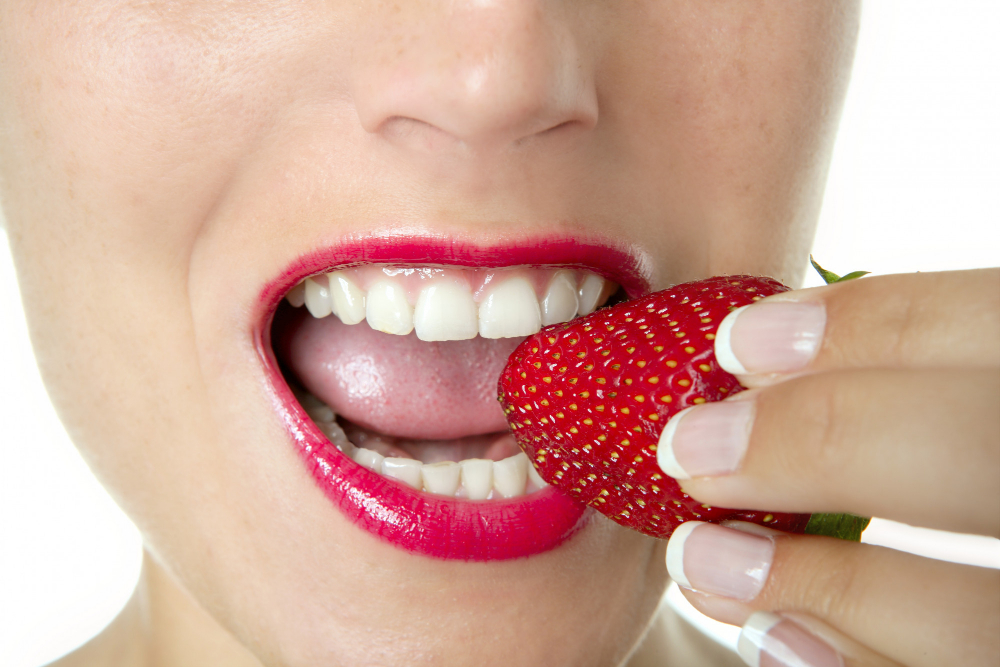 Některé potraviny mohou pomoci zuby vybělit